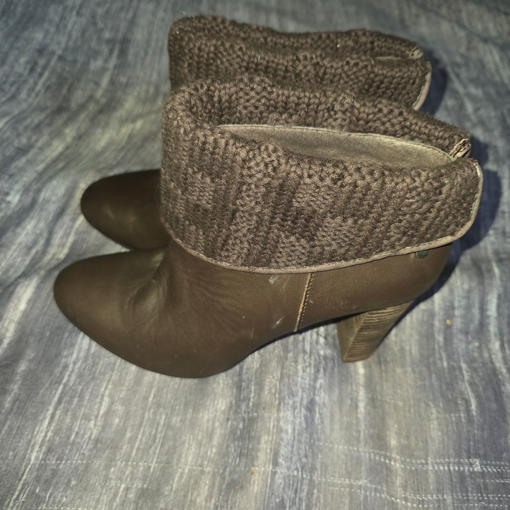 UGG Dandylion Brown Leather Knit Cuff Block Heel Ankle Boots 1008755 Size 9